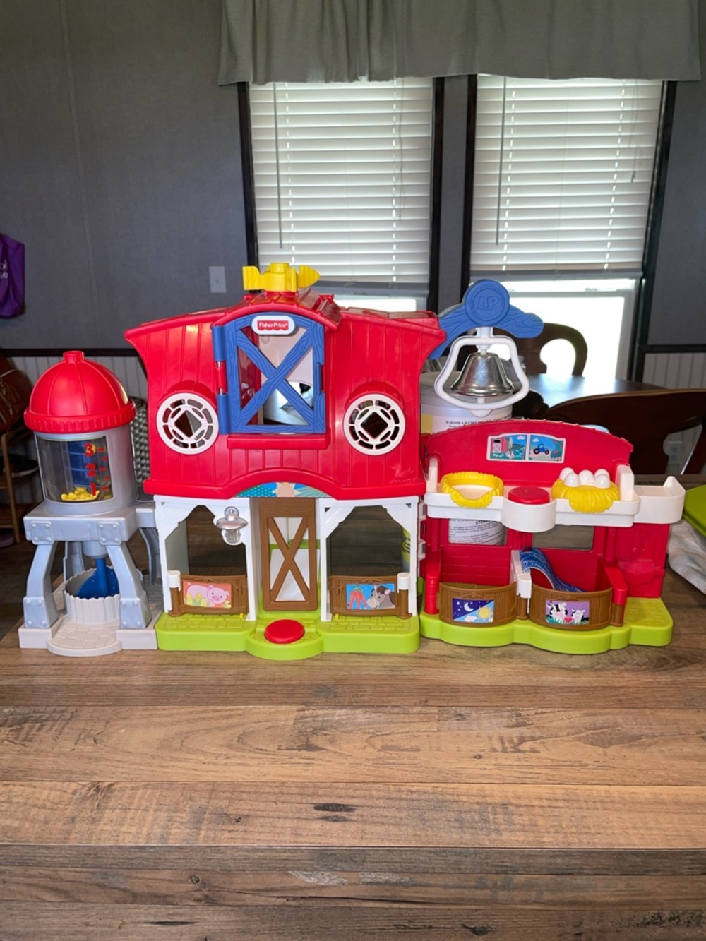 Fisher-Price Little People Caring for Animals Farm , it works